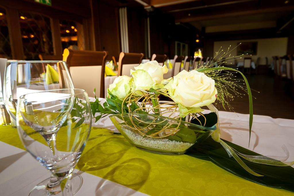 Wohlfuehlhotel Der Jaegerhof Willebadessen Eksteriør billede