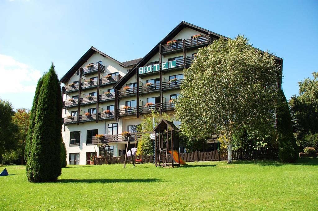 Wohlfuehlhotel Der Jaegerhof Willebadessen Eksteriør billede
