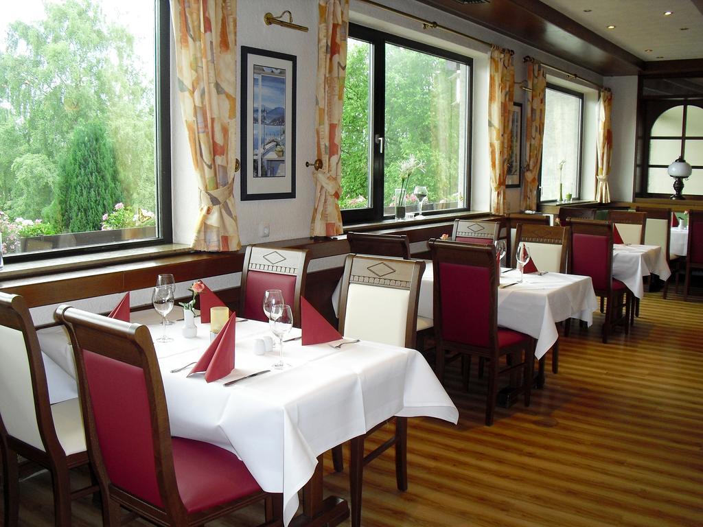 Wohlfuehlhotel Der Jaegerhof Willebadessen Eksteriør billede